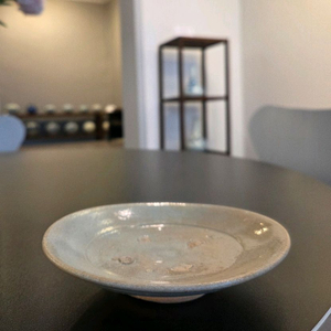 고도자기 조선시대 초기 조선백자접시 이미지