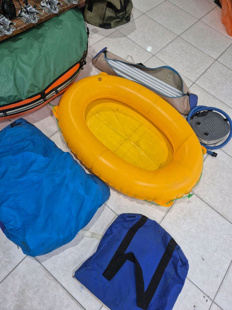 광덕 붕어 낚시 보트 풀세트 밥상 받침틀 가이드모터 배터리 사진에 있는거 모두 드림 이미지