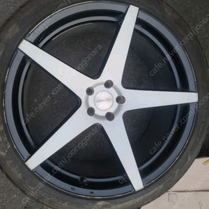 제네시스 GV80·팰리세이드 찰떡! 바리스톤 정품 22인치 휠타이어 세트 이미지