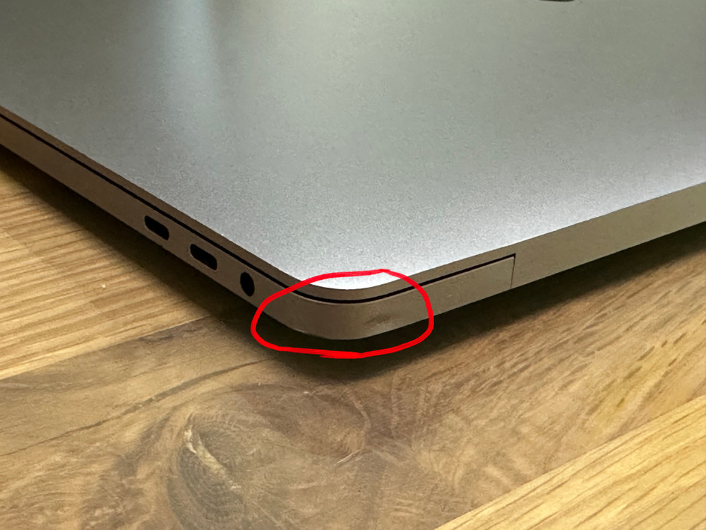 맥북 프로 16인치 2019 i9 64GB 1TB 이미지