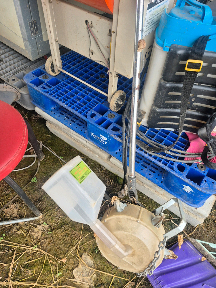 농업용 트랙터 및 농기계 세트 이미지
