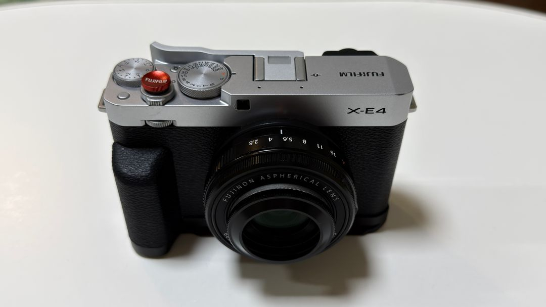 후지필름 X-E4 & 27mm F2.8 판매합니다. 이미지