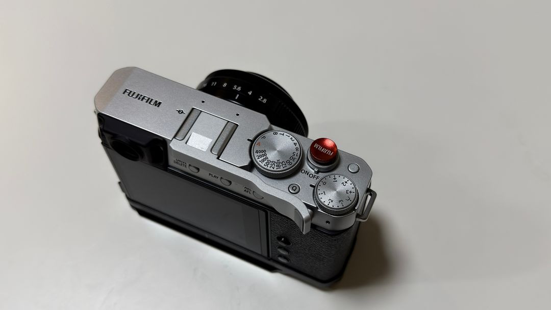 후지필름 X-E4 & 27mm F2.8 판매합니다. 이미지