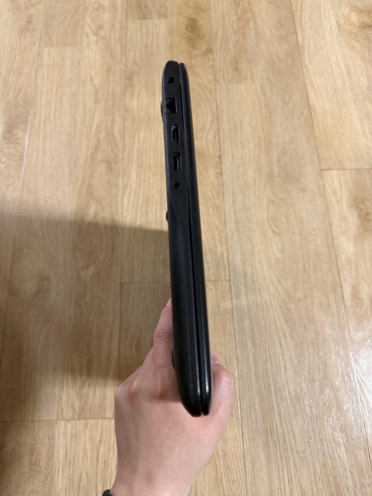 삼성 노트북 부품용 i7, 외장지포스탑재 램16기가 정상부팅 제품 싸게 15만원 판매 이미지