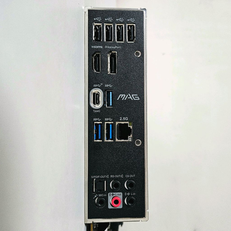 인텔 i7-10700F + B560M 박격포 이미지