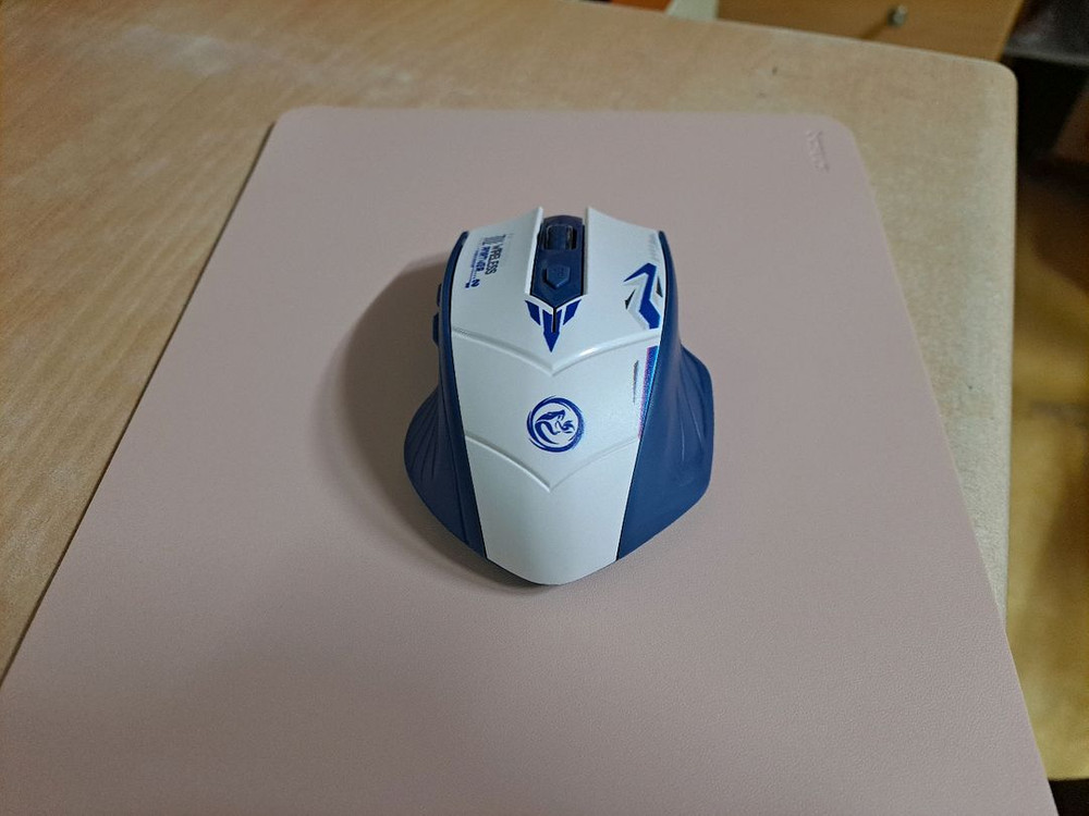 무선마우스 마우스패드 이미지