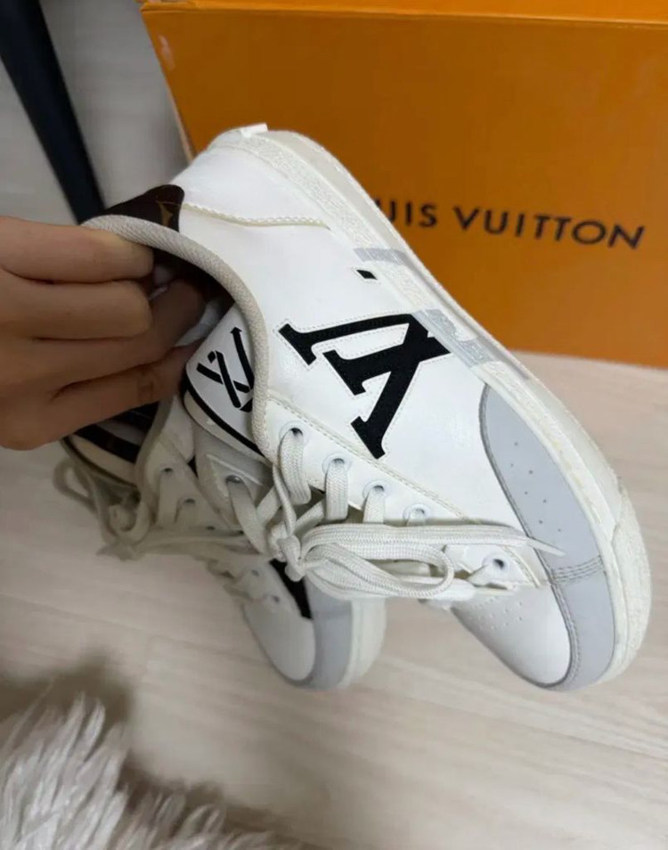 급처 정품 루이비통스니커즈 루이비통운동화 찰리스니커즈 이미지