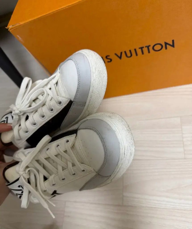 급처 정품 루이비통스니커즈 루이비통운동화 찰리스니커즈 이미지