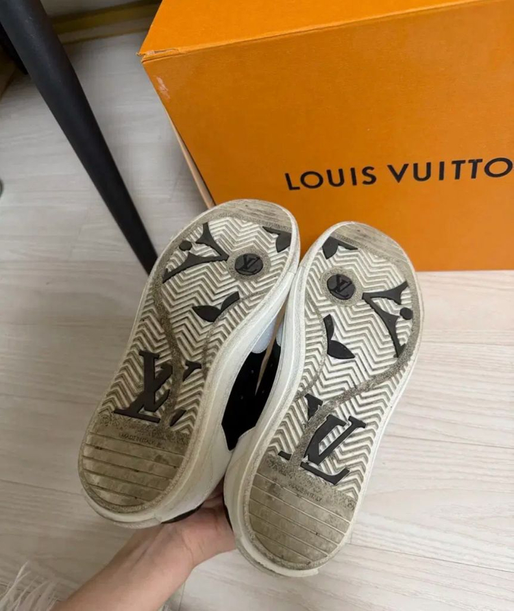 급처 정품 루이비통스니커즈 루이비통운동화 찰리스니커즈 이미지