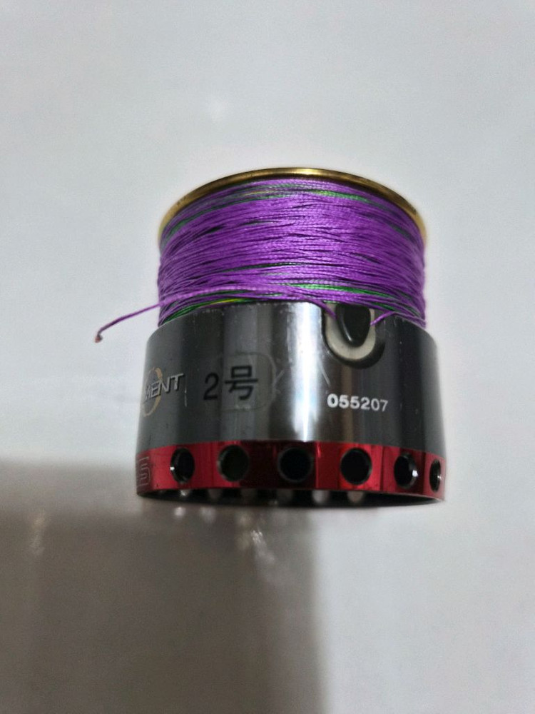 다이와 토너먼트ISO Z2500LB릴 스풀 이미지
