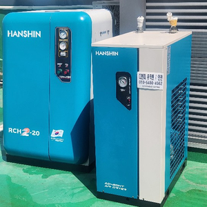 한신 20마력 콤프레샤+한신 냉동식 에어 드라이어+내리기업 0.5루베 탱크+필터 A60419 이미지