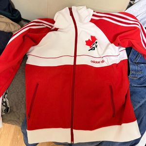 아디다스 캐나다져지 이미지