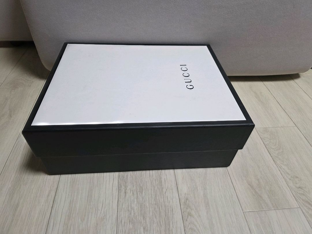 구찌 라이톤 스니커즈 42사이즈 (국내 270~275)* 이미지