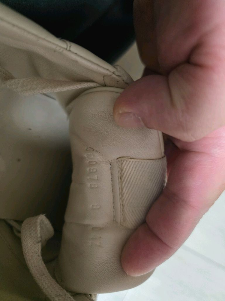 구찌 라이톤 스니커즈 42사이즈 (국내 270~275)* 이미지