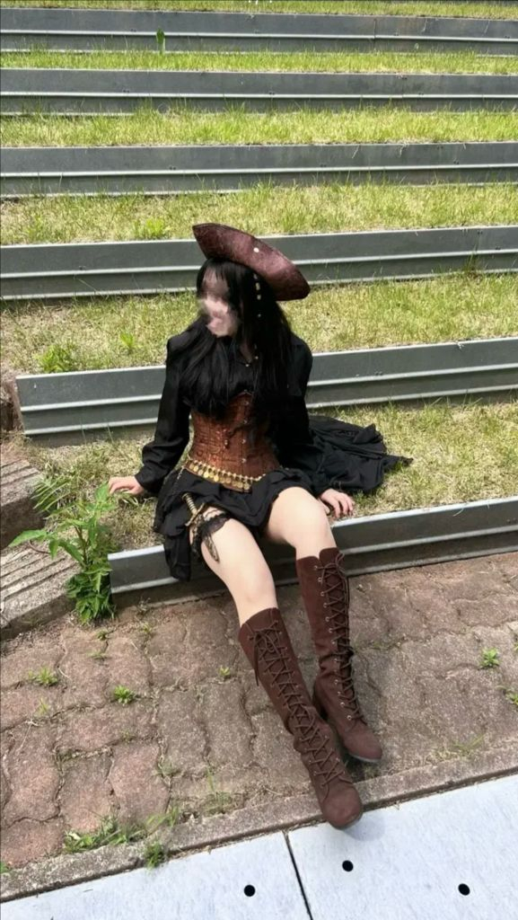 해적 코스프레 졸업사진 의상 대여 이미지