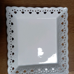 안나킴레이스 사각 접시 이미지