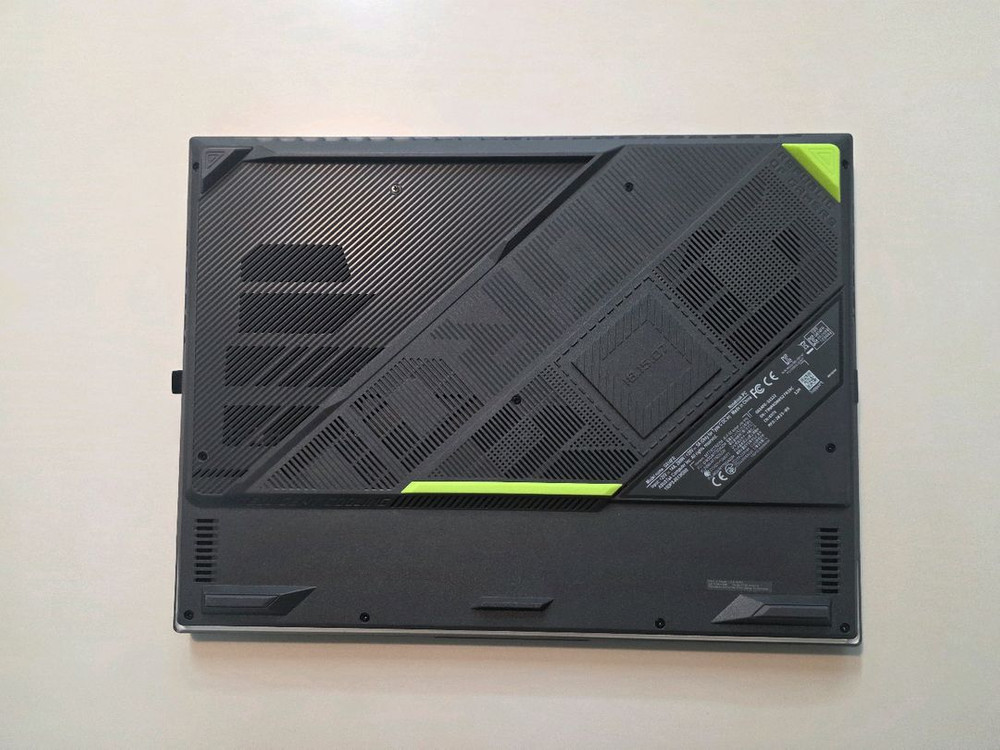 ASUS ROG STRIX G16 G614FR-S5122 판매합니다 (9955HX3D,5070TI,32GB 업글) 이미지