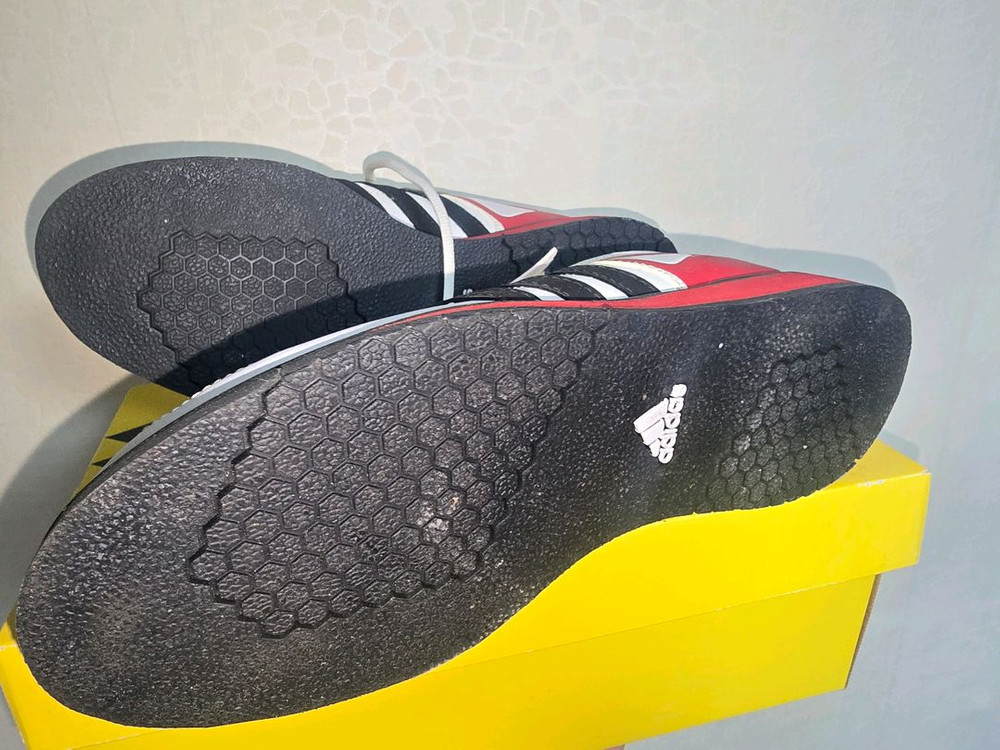 아디다스 파워퍼펙트2 역도화 250 팝니다 이미지