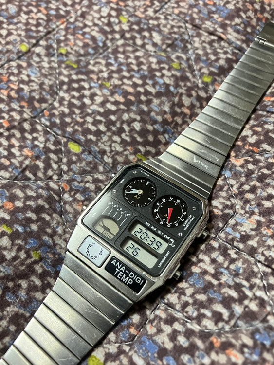 시티즌 아나디지템프 ANA-DIGI TEMP 은장 실버 프레드페리 한정판 이미지