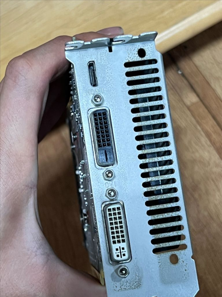 Emtek 엠텍 그래픽카드 블랙 GTX750 이미지
