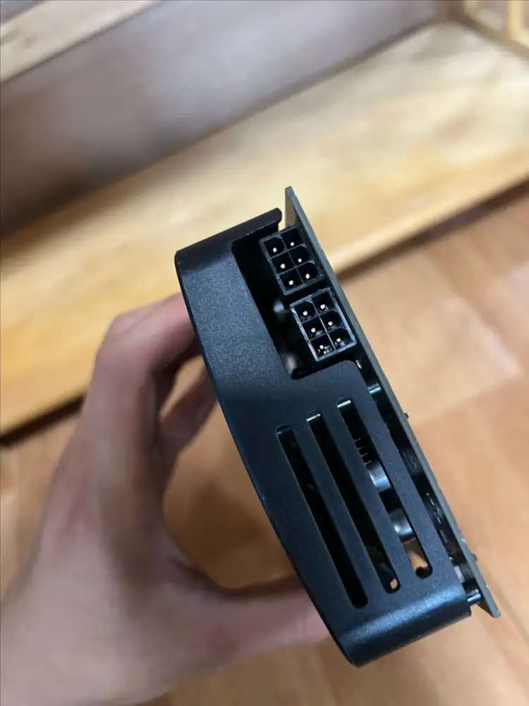 EVGA 그래픽카드 블랙 컴퓨터 그래픽카드 GTX560ti 이미지