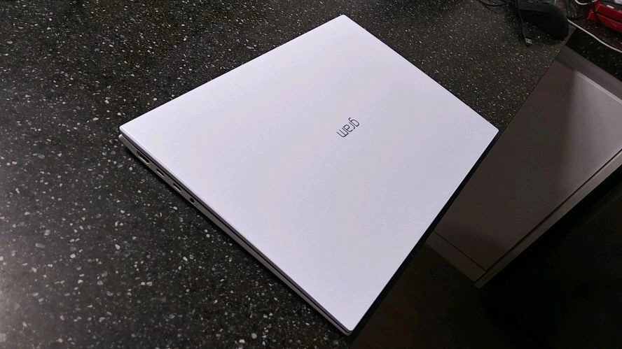 LG 11세대 i7 화이트 그램/16인치,1TB 이미지