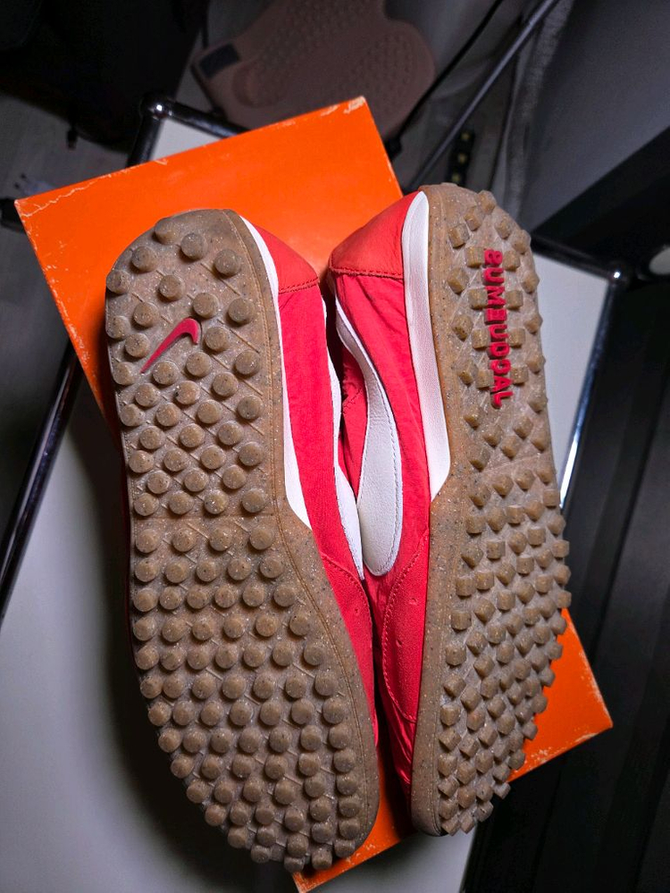 나이키 x 자크뮈스 문 슈 SP 유니버시티 레드 앤 바이시클 옐로우 295 이미지