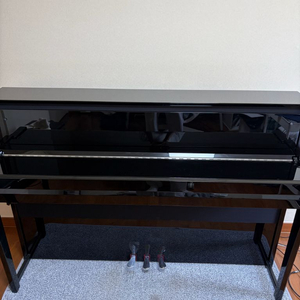 Yamaha NU1XA 하이브리드 피아노 이미지