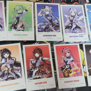 스텔라이브 레어 체키카드 판매합니다. 이미지