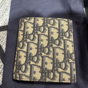 디올 오블리크 버티컬 반지갑 이미지