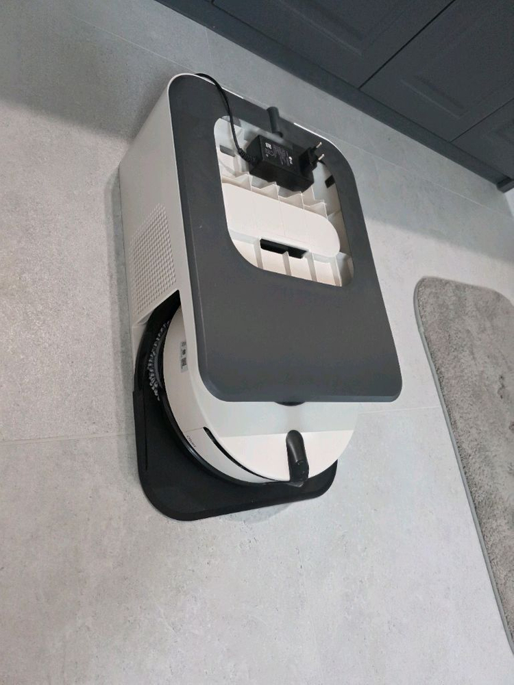 LG 코드제로 오브제컬렉션 M9 로봇청소기 이미지