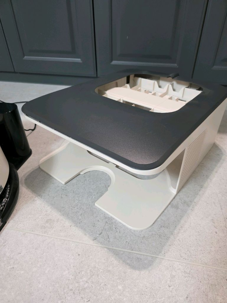 LG 코드제로 오브제컬렉션 M9 로봇청소기 이미지