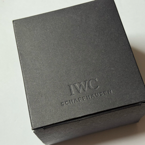 IWC 정품 파우치 이미지