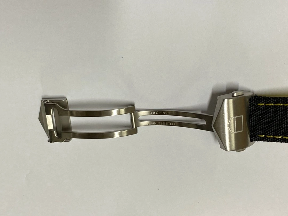 태그호이어 나토 스트랩 디버클 22mm 이미지