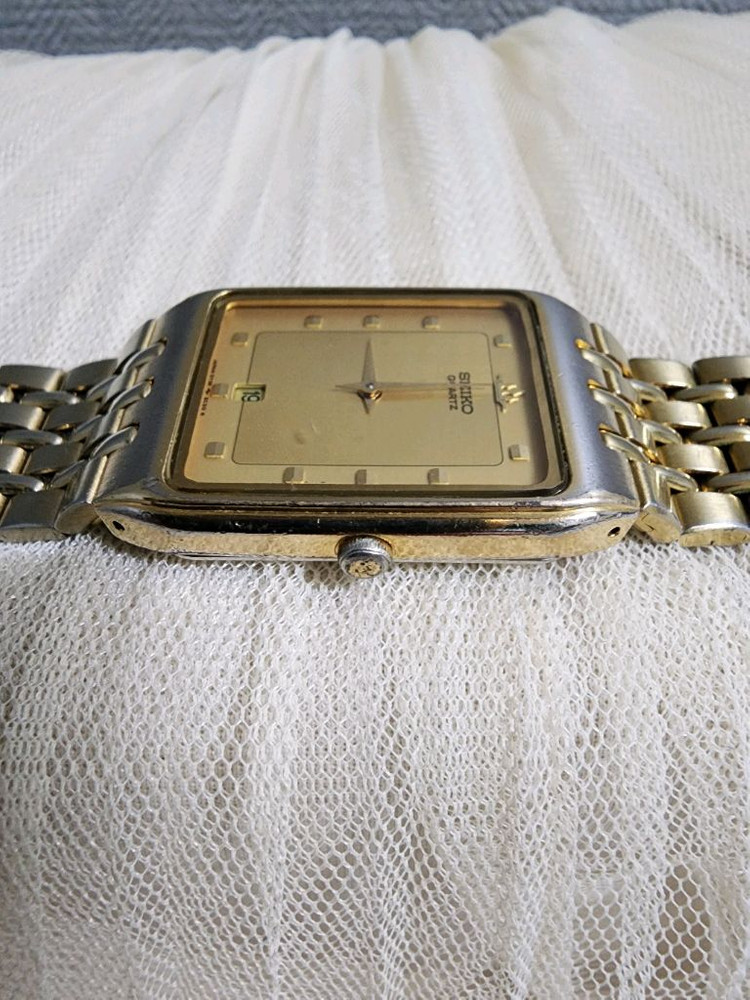 빈티지 SEIKO 세이코 쿼츠 사각 금장 시계 이미지