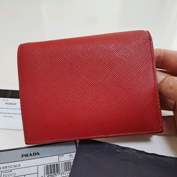 [100%/정품] 프라다 사피아노 메탈 레드 반지갑, 프라다지갑,프라다반지갑,프라다카드지갑 이미지