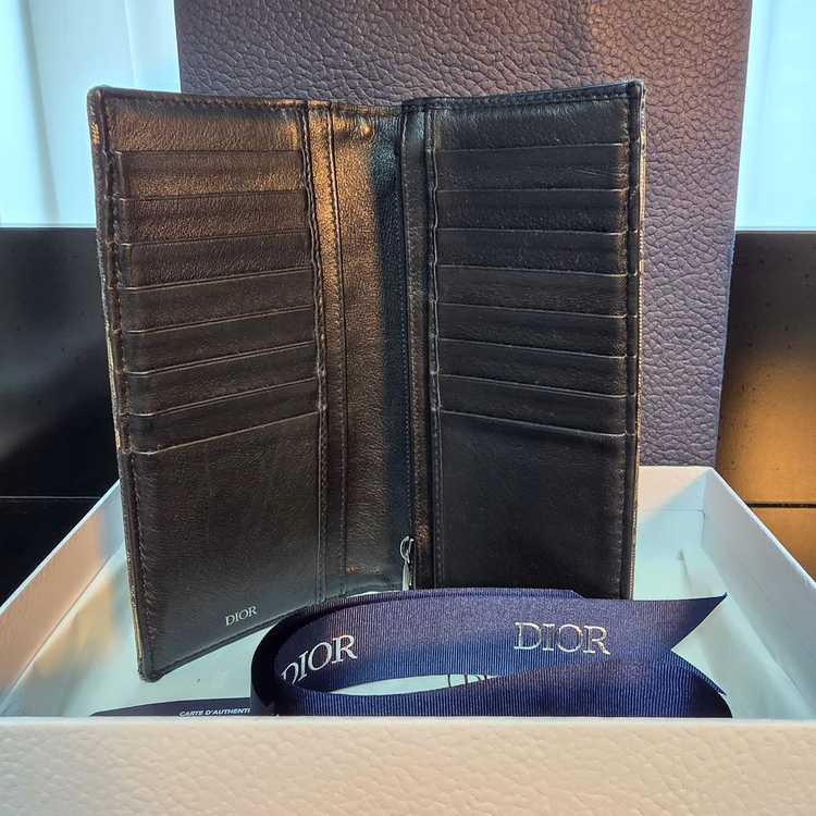 {클로젯}[Os]디올 오블리크 버티컬 장지갑 이미지