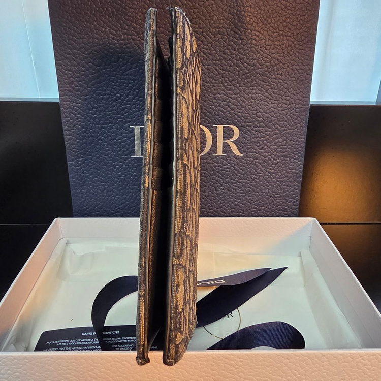 {클로젯}[Os]디올 오블리크 버티컬 장지갑 이미지