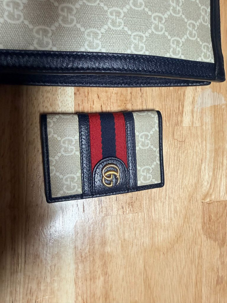 구찌 루이비통 보테가 오피디아 리미티드 한정판 코리아 익스클루시브 클러치 카드지갑 세트 이미지