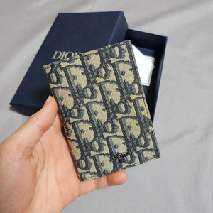 디올 오블리크 오거나이저 카드지갑 이미지