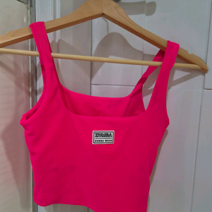 줌바 형광핑크 크롭탑 이미지