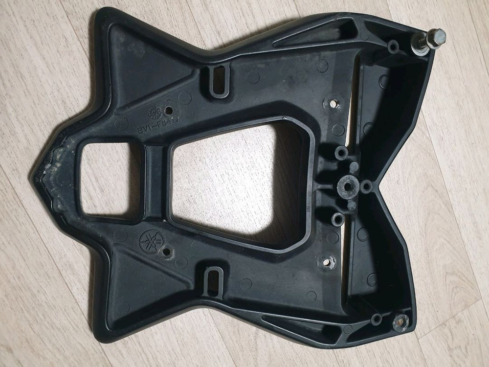 티맥스 탑박스 플레이트17~23년식 이미지