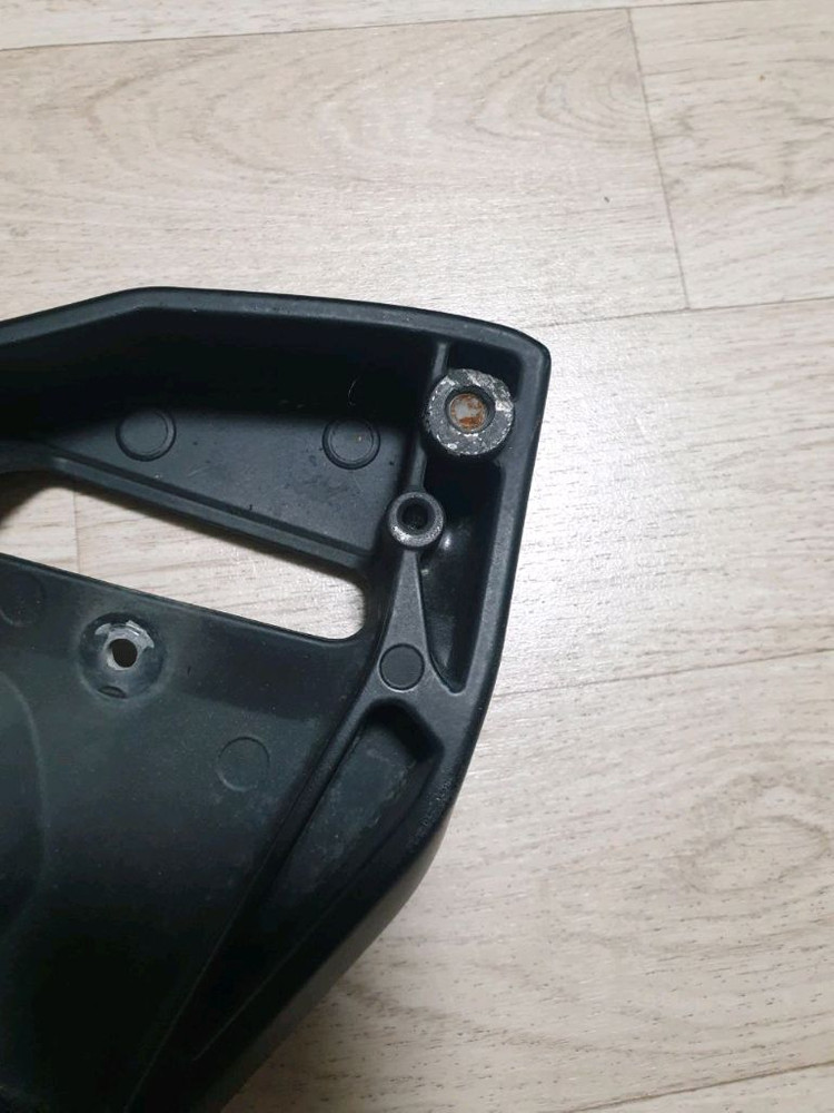 티맥스 탑박스 플레이트17~23년식 이미지