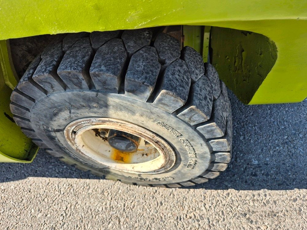 클라크지게차 GTS30 자동발,풀캐빈,4스풀,후방카메라 이미지