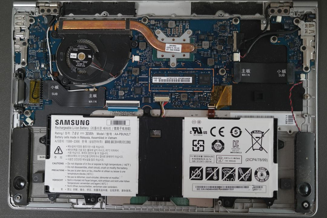 [부품용 노트북]삼성 NT900X3L-K39 이미지