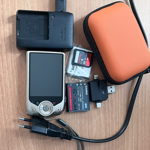 카시오 엑슬림 EX-Z2300 디지털 카메라 이미지