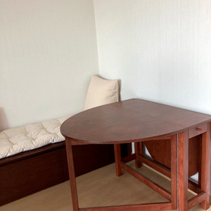 LIKE NOAH 다이닝 폴딩 테이블 원목 초콜릿 색상 이미지