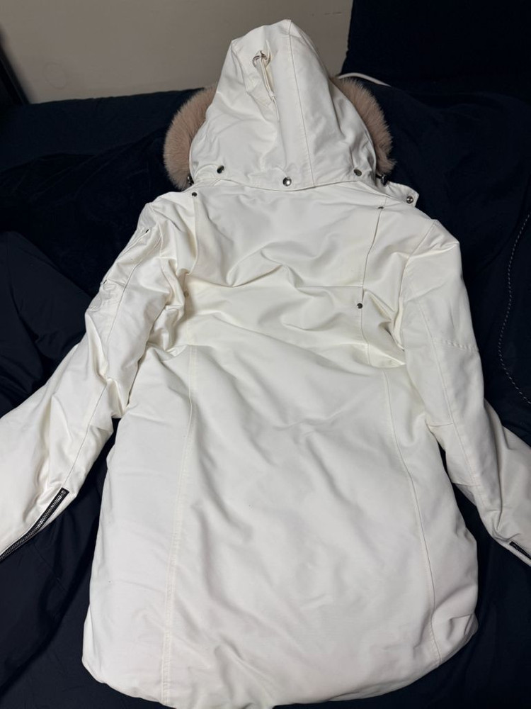 무스너클 스틸링 이미지