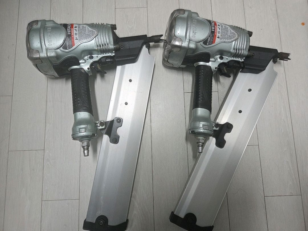 히다치 레일건 타정기 NR 90AE 이미지