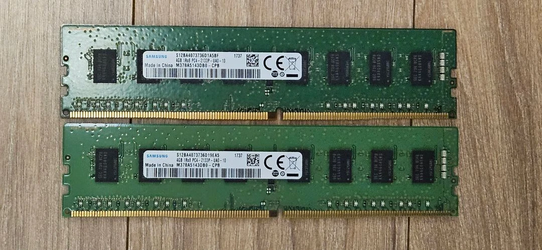 삼성 DDR4 PC4-2133P 4GB램 2세트 판매합니다 이미지